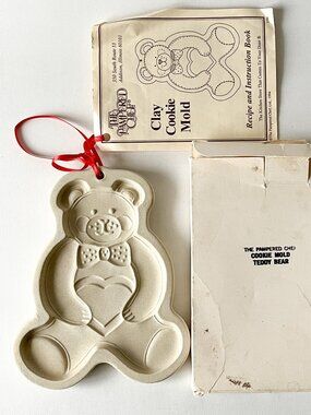[NEW] The Pampered Chef 1991 Teddy Bear Stoneware Cookie Mold